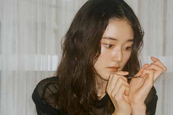 本当に爪に優しいジェルネイルとは。正しい商品の選び方とリスクを避ける使い方。